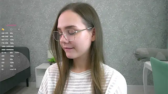 SweetSaraPie online show from 11/17/25, 07:29