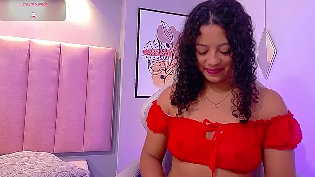 CamilaLevy online show from 02/10/26, 12:37