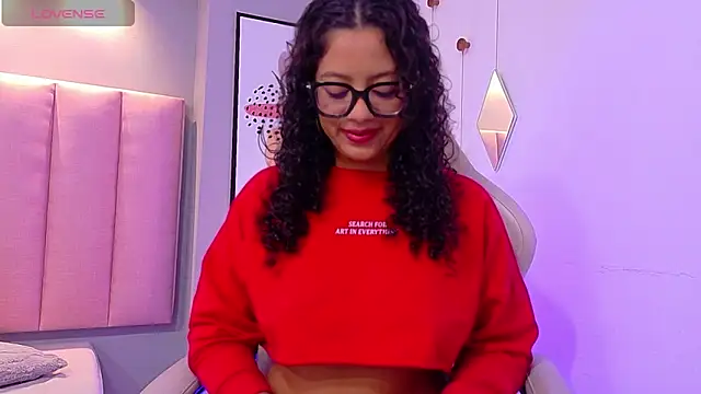 CamilaLevy online show from 11/29/25, 12:27