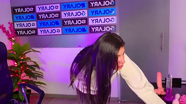 Violetta Swett  online show from 11/07/25, 03:38