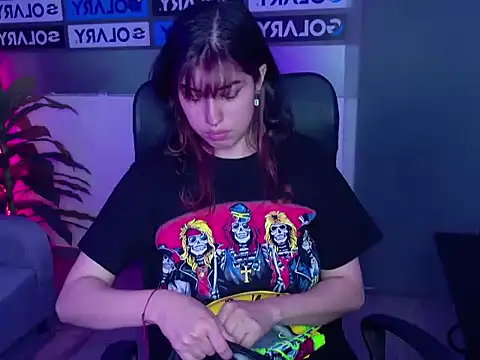 Violetta Swett  online show from 11/14/25, 01:26