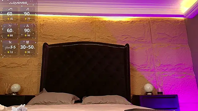 naomi hill1 online show from 10/09/25, 08:42