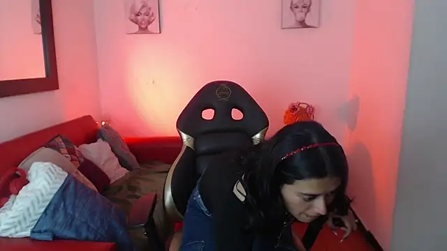 Andy Eagleton 20  online show from 04/12/26, 03:54