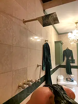 catalina garciaa online show from 11/16/25, 11:41