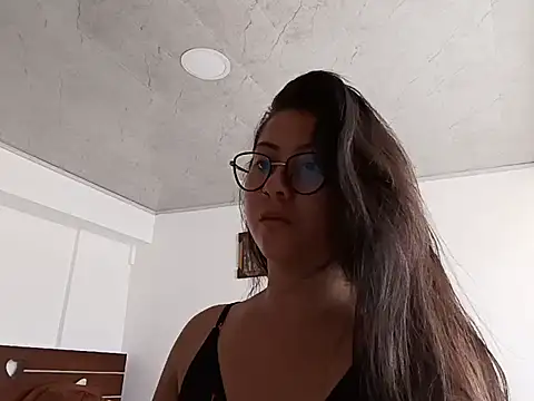 lil mila online show from 03/20/26, 08:10