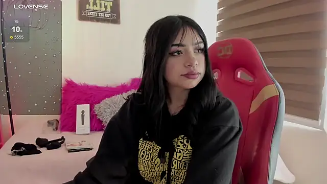 emma soffia online show from 04/10/26, 08:05