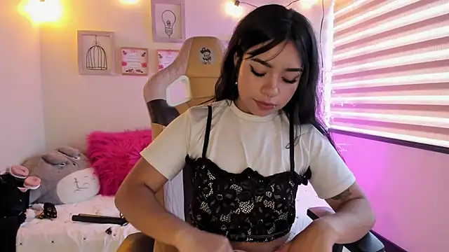 emma soffia online show from 03/27/26, 10:00