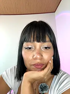 Qadeshoficial online show from 10/04/25, 08:54