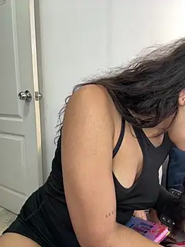 Snapshot of _Sarita_1 chatting on 10/23/25, 09:24 Sarita 1 online show from 10/23/25, 09:24