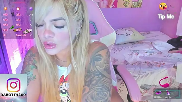 Antonellaa Fox  online show from 11/12/25, 04:11