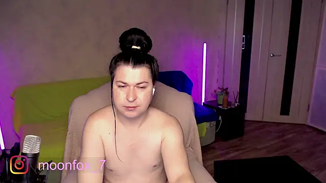 micromouse mo online show from 04/09/26, 11:55