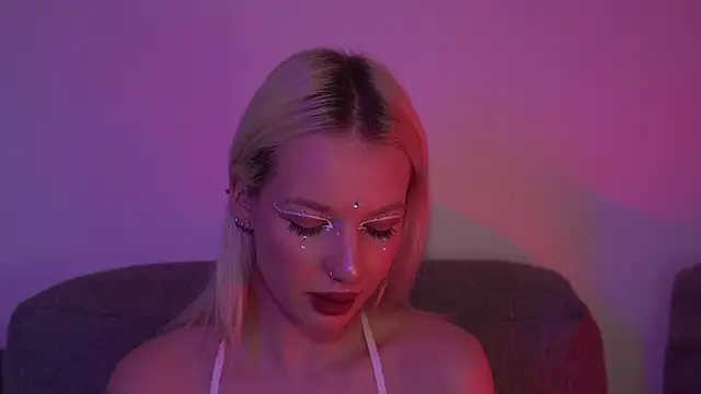 RanyThomson online show from 04/04/26, 02:56