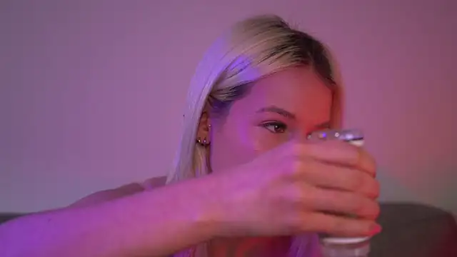 RanyThomson online show from 04/12/26, 02:31