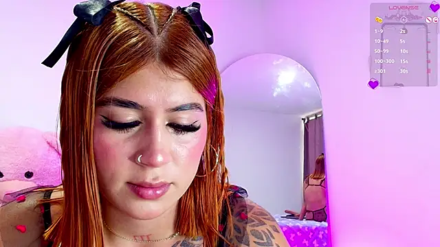 SoofiKiss online show from 11/06/25, 10:14