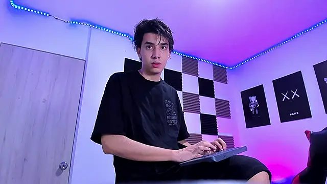 jeycobb online show from 04/08/26, 01:07