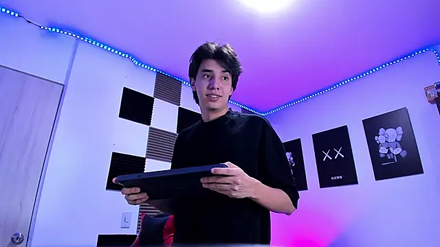 jeycobb online show from 04/20/26, 01:30