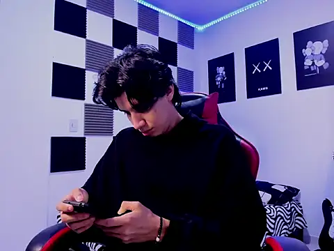 jeycobb online show from 11/17/25, 02:10