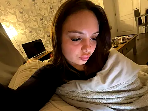 Snapshot of EllaStarrxxx chatting on 10/10/25, 01:17 EllaStarrxxx online show from 10/10/25, 01:17