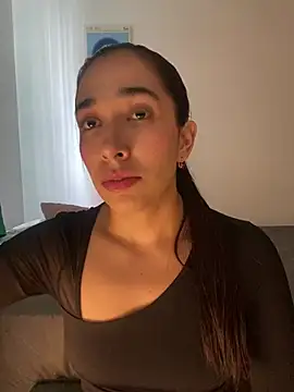 Snapshot of SabrinaEvanss_ chatting on 04/22/26, 07:31 SabrinaEvanss online show from 04/22/26, 07:31