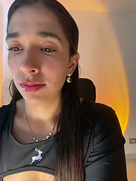 Snapshot of SabrinaEvanss_ chatting on 05/26/26, 07:12 SabrinaEvanss online show from 05/26/26, 07:12
