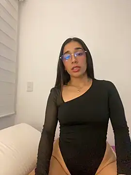 SabrinaEvanss  online show from 10/30/25, 11:01