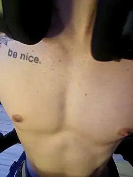 Snapshot of SweetGoodBoy22 chatting on 10/12/25, 09:16 SweetGoodBoy22 online show from 10/12/25, 09:16