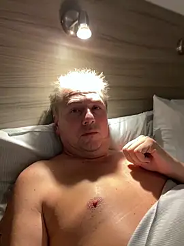 Sklavekay online show from 10/29/25, 08:52