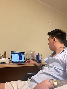 latava online show from 10/08/25, 05:13