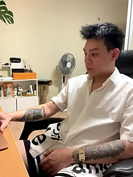 latava online show from 11/07/25, 04:55