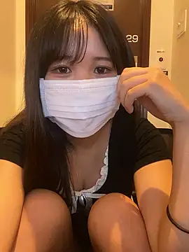 Snapshot of Aika_JP chatting on 10/06/25, 04:24 Aika JP online show from 10/06/25, 04:24