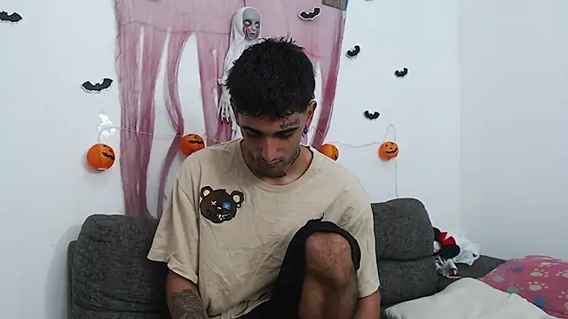 sombralovers online show from 10/27/25, 02:51