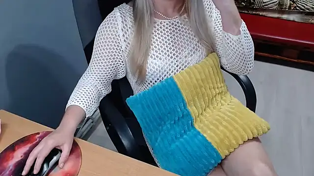 Snapshot of Ledi_Catherin chatting on 05/01/26, 08:14 Ledi Catherin online show from 05/01/26, 08:14