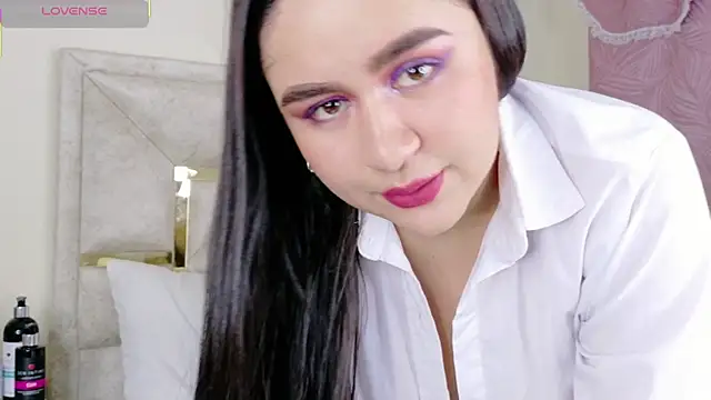 Mia belmontt online show from 11/20/25, 08:53