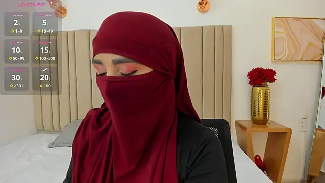  alishaa c online show from 10/21/25, 01:16