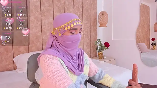  alishaa c online show from 10/28/25, 10:41