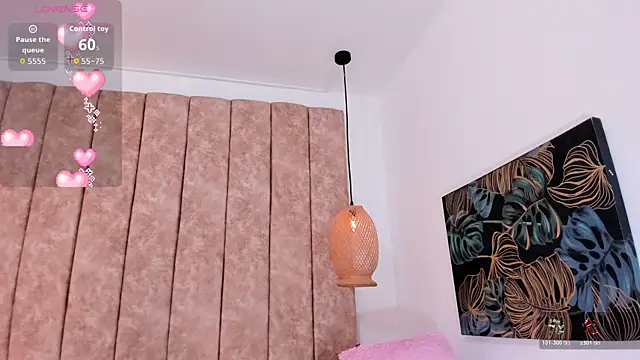  alishaa c online show from 05/17/26, 04:01