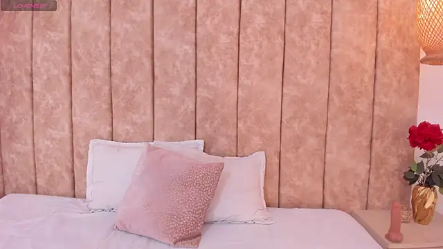  alishaa c online show from 11/29/25, 03:17