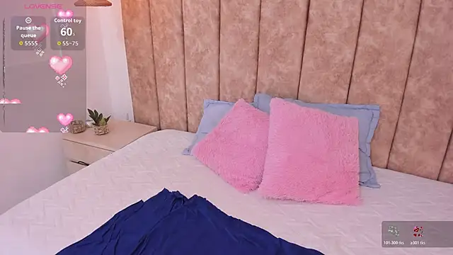  alishaa c online show from 04/19/26, 03:51