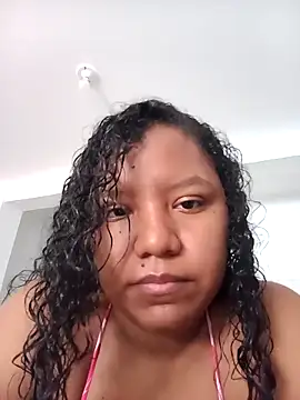 Snapshot of Rosario-castro chatting on 10/08/25, 03:57 Rosario-castro online show from 10/08/25, 03:57