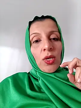 Aafsha  online show from 04/10/26, 08:16