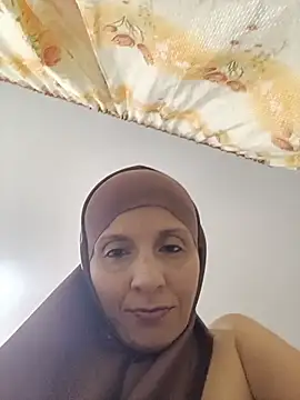 Snapshot of Aafsha_ chatting on 06/11/26, 07:22 Aafsha online show from 06/11/26, 07:22