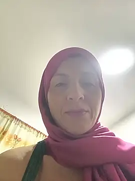 Snapshot of Aafsha_ chatting on 07/12/26, 10:16 Aafsha online show from 07/12/26, 10:16