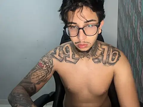 RealGdiass online show from 04/22/26, 01:45