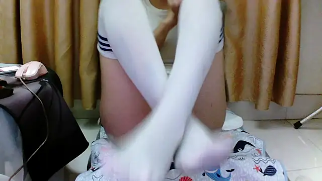 Minatasuka online show from 11/03/25, 09:02