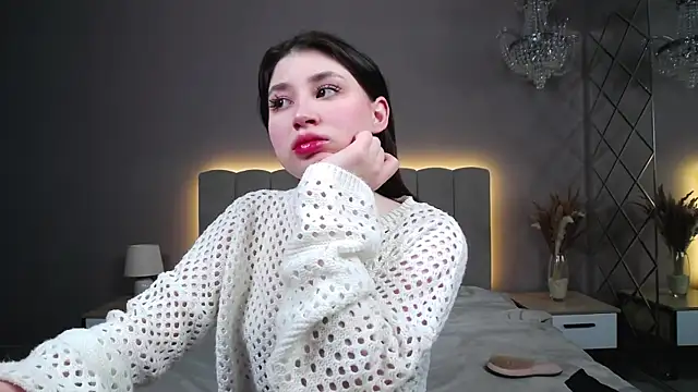 DianaMello online show from 10/27/25, 04:35