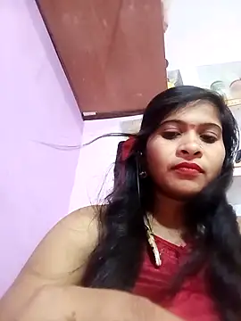 Snapshot of Priyanka_hot54 chatting on 10/17/25, 08:43 Priyanka hot54 online show from 10/17/25, 08:43