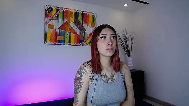 ZammyRossee online show from 03/17/26, 04:04