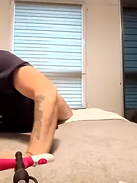 Snapshot of Kobradera1984 chatting on 02/05/26, 07:04 Kobradera1984 online show from 02/05/26, 07:04