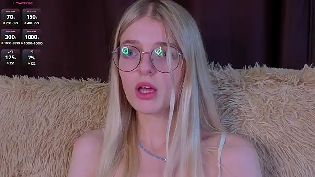 MonicaShiny online show from 11/14/25, 05:49