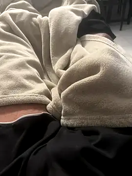 Snapshot of 4dagals chatting on 10/03/25, 08:16 4dagals online show from 10/03/25, 08:16